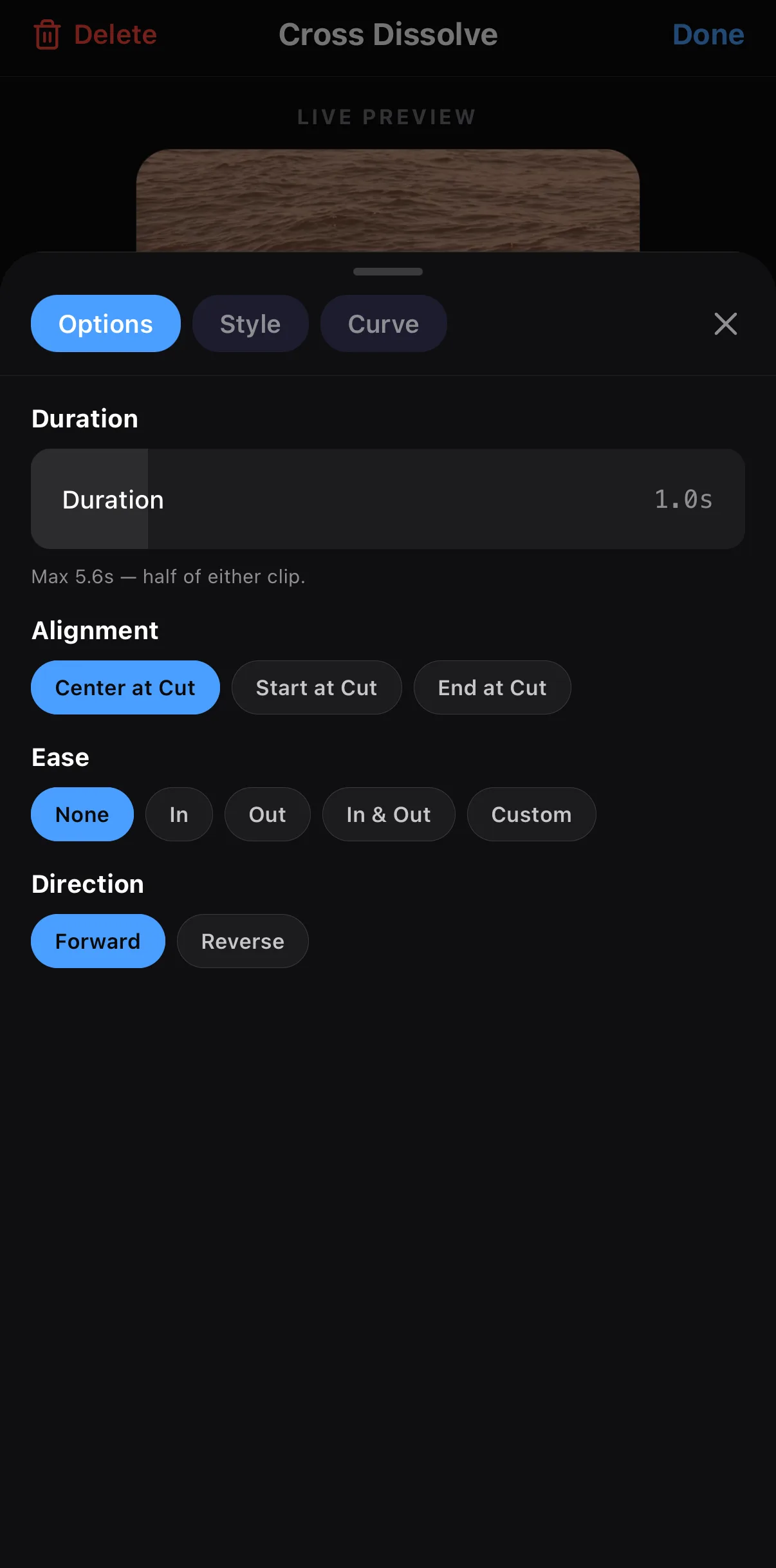 The Customize panel for a junction transition with Duration, Alignment (Center at Cut / Start at Cut / End at Cut), Ease and Direction